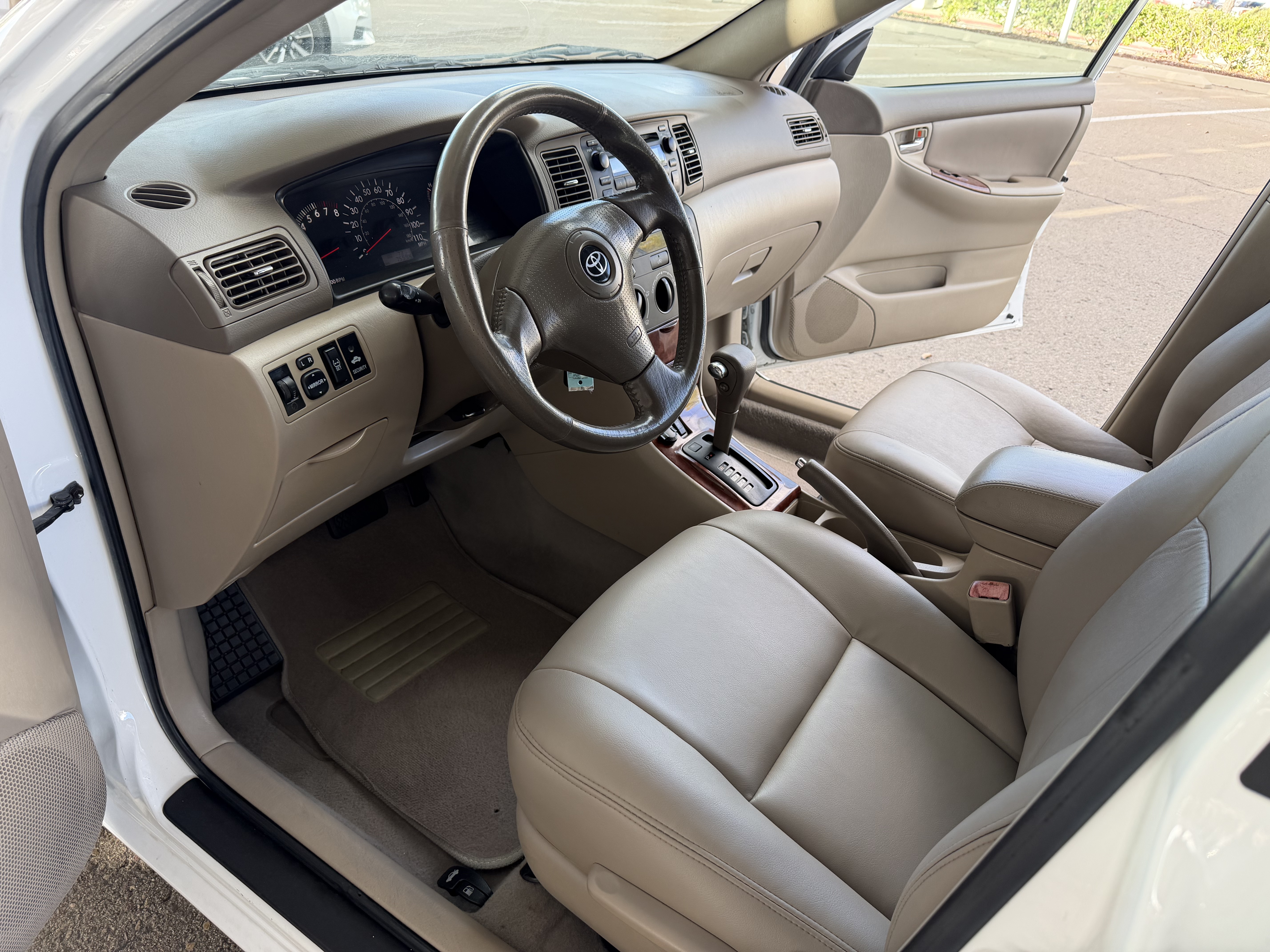 Used 2005 Toyota Corolla UNAVAIL FWD image 23
