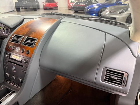 Used 2005 Aston Martin DB9 RWD image 26