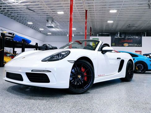 Used 2024 Porsche 718 Boxster S image 4