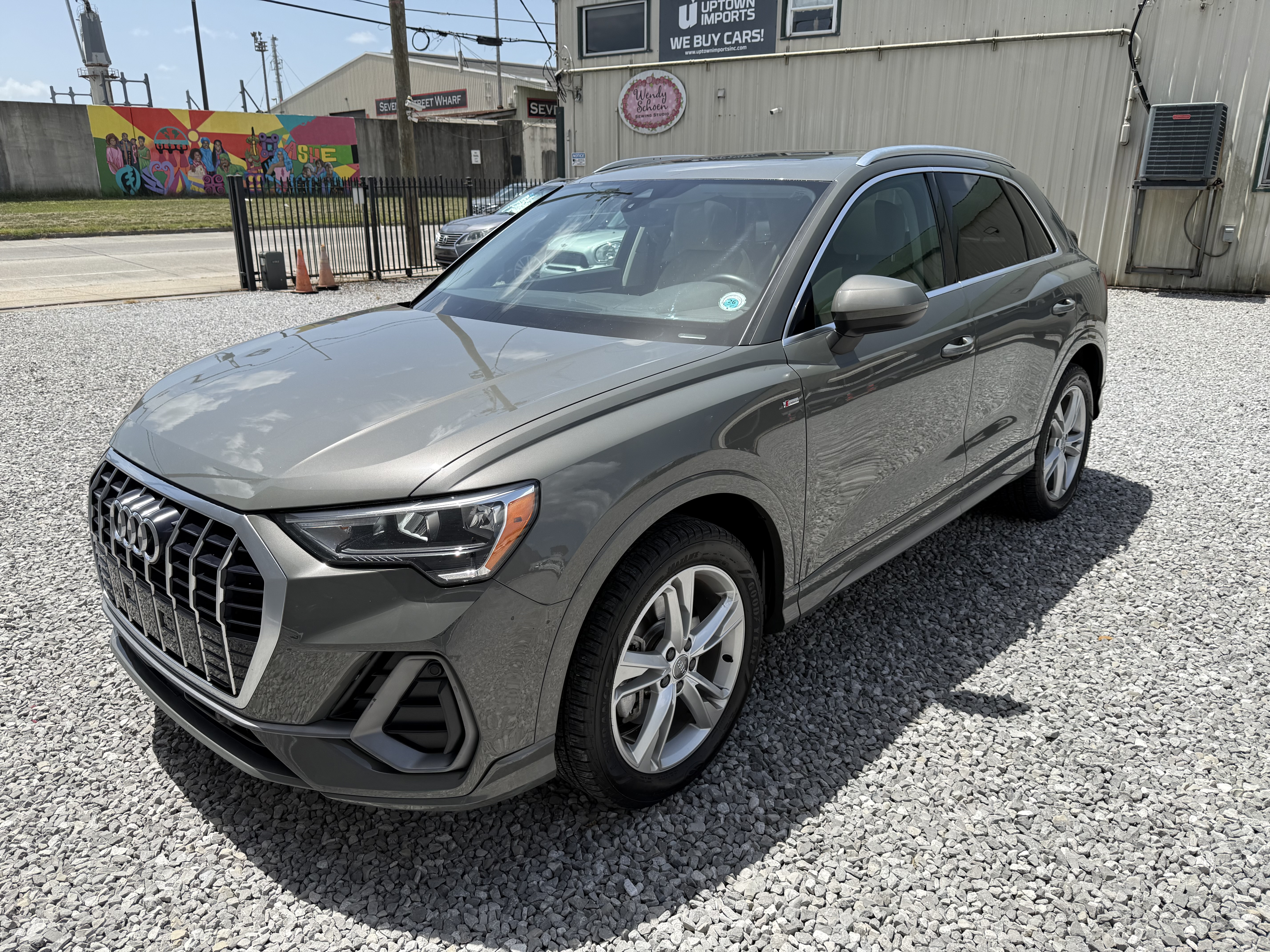 Used 2020 Audi Q3 quattro 2.0T Premium w/ S Line AWD/4WD image 1