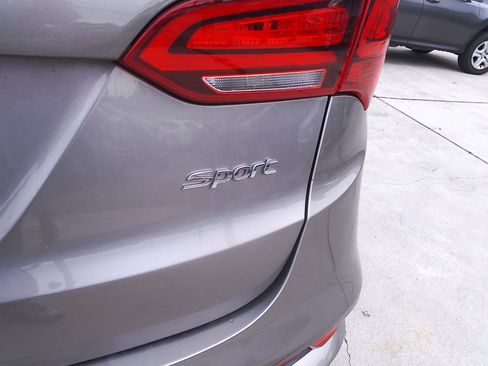 Used 2018 Hyundai Santa Fe Sport image 37