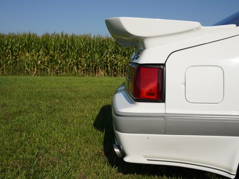 Used 1989 Ford Mustang LX V8 Hatchback RWD image 13