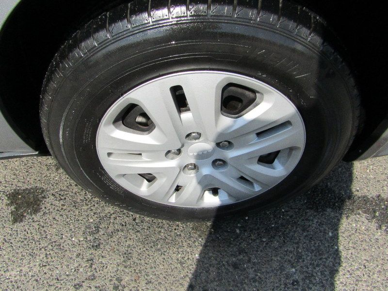 Used 2014 Dodge Grand Caravan American Value Package FWD image 10