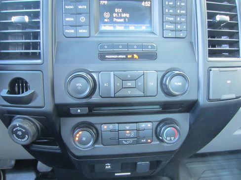 Used 2016 Ford F150 XL image 7