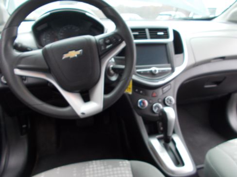 Used 2017 Chevrolet Sonic LS image 16