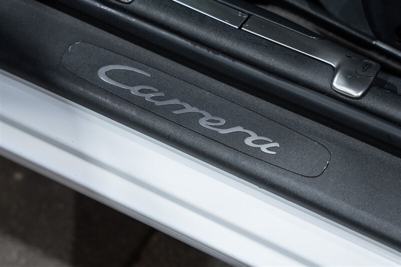 Used 1999 Porsche 911 Carrera 4 AWD/4WD image 25