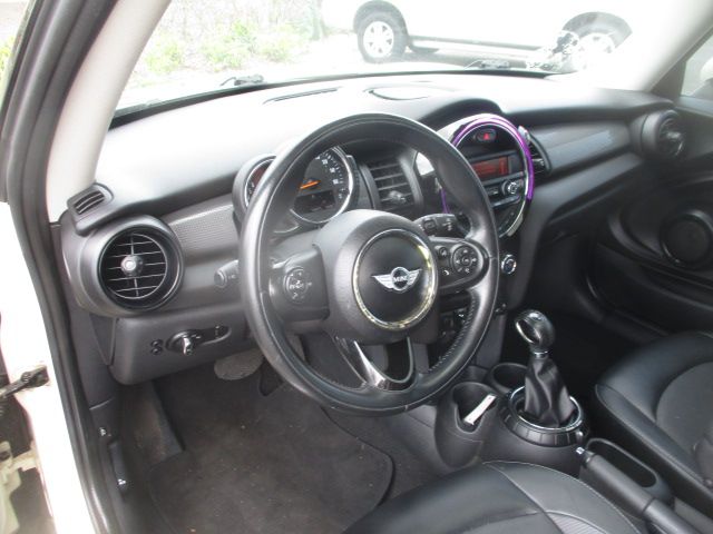 Used 2014 MINI Cooper FWD image 13