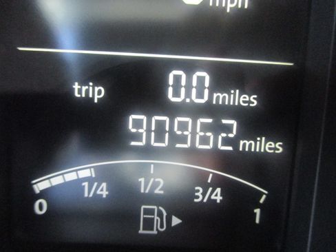 Used 2018 Volkswagen Jetta S image 3