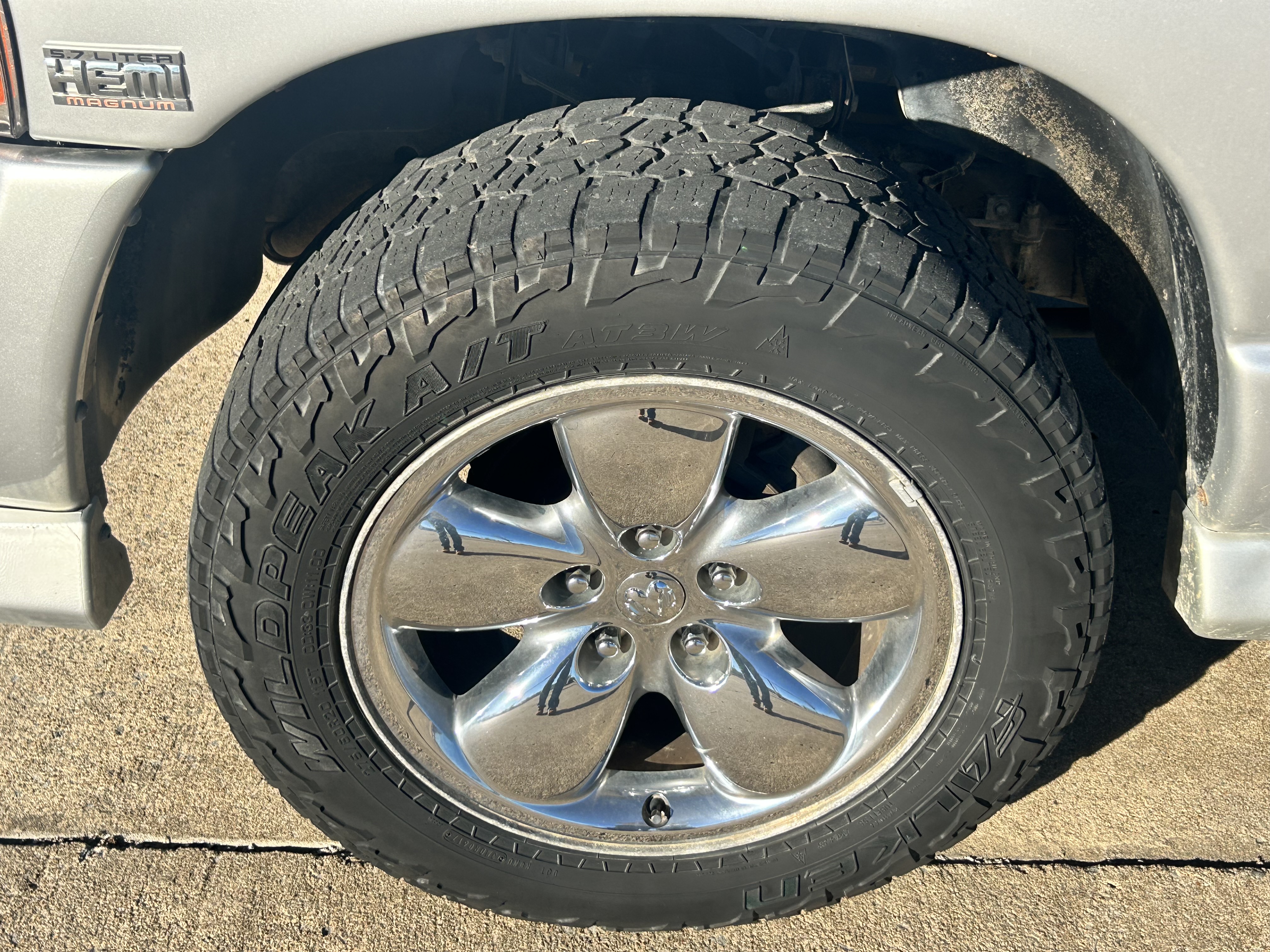 Used 2005 Dodge Ram 1500 Truck SLT AWD/4WD image 21