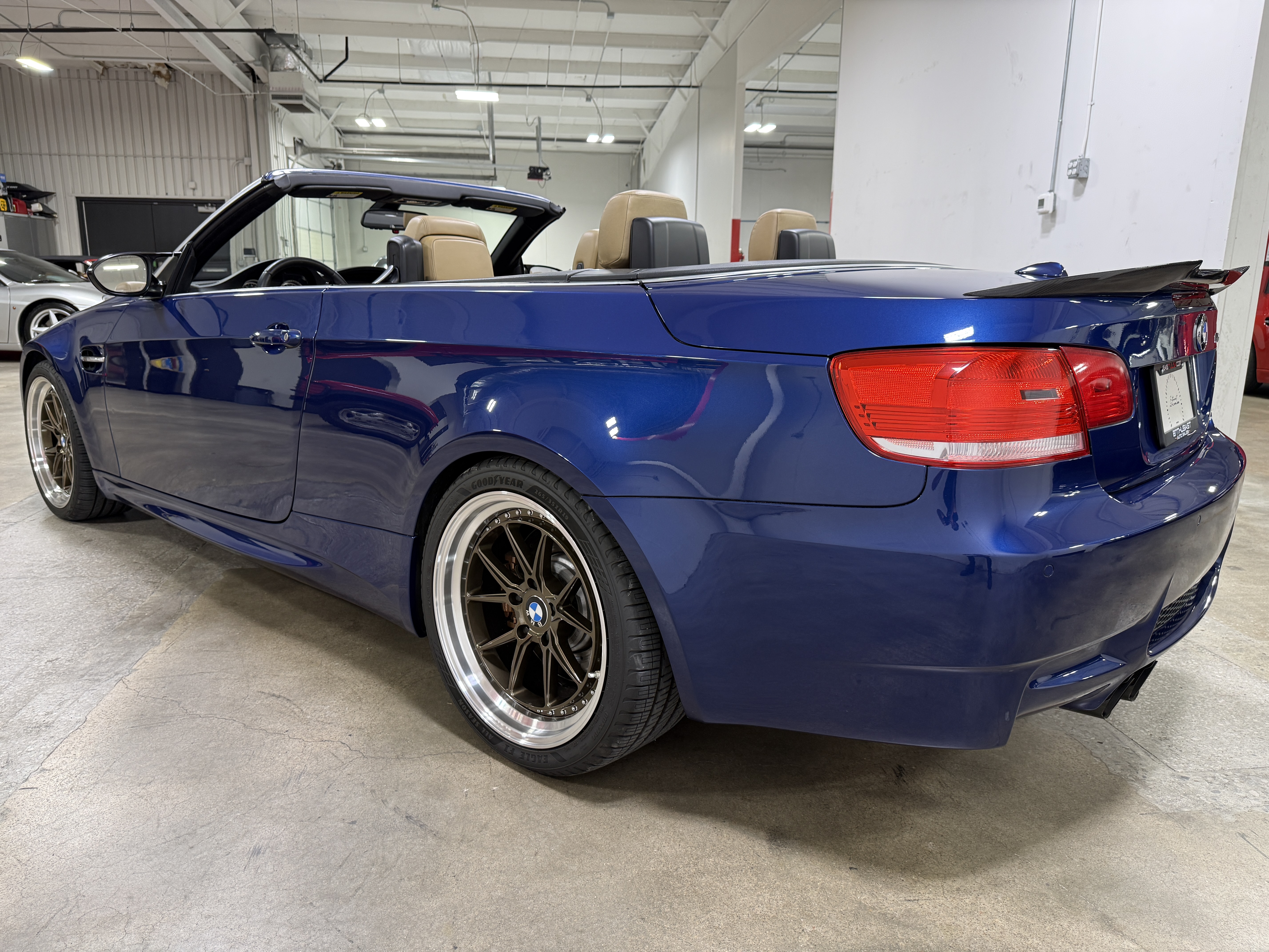 Used 2009 BMW M3 Convertible RWD image 8