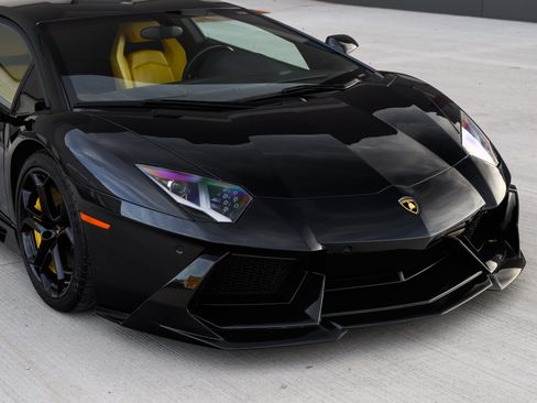 Used 2013 Lamborghini Aventador LP 700-4 image 21