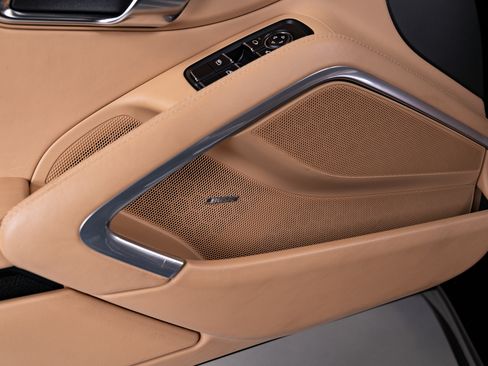 Used 2015 Porsche 911 Targa 4S image 64