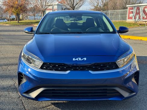 Used 2024 Kia Forte LXS image 9