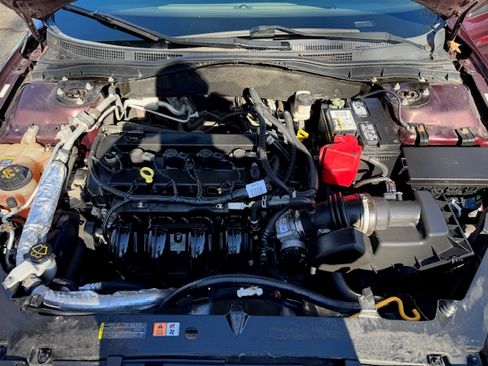 Used 2012 Ford Fusion SE image 16