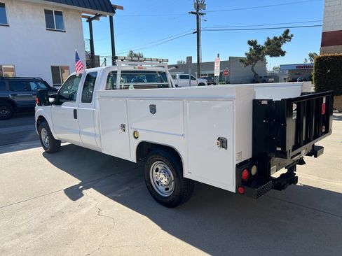 Used 2014 Ford F250 XL image 6