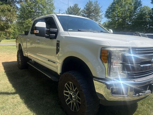 Used 2017 Ford F250 4x4 Crew Cab Super Duty image 7