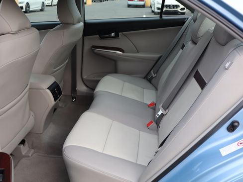 Used 2012 Toyota Camry XLE image 13