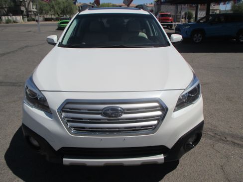 Used 2017 Subaru Outback 2.5i Limited AWD/4WD image 5
