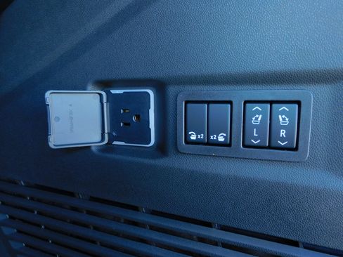 New 2026 Chevrolet Tahoe Premier image 42