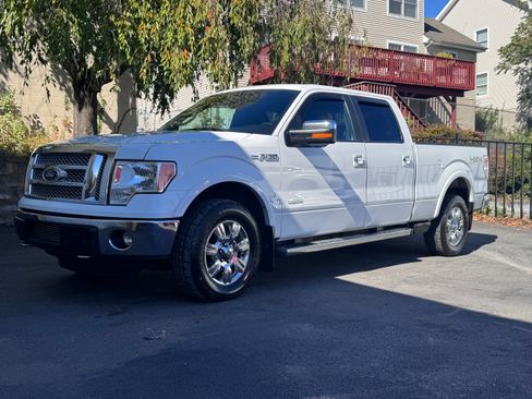 Used 2011 Ford F150 Lariat image 1