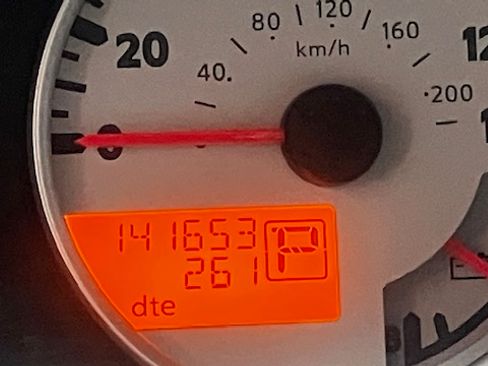 Used 2015 Nissan Xterra 4WD image 10