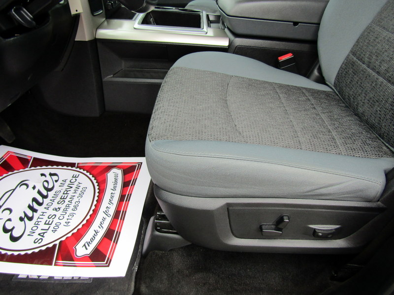 Used 2015 RAM 2500 4x4 Crew Cab Big Horn image 24