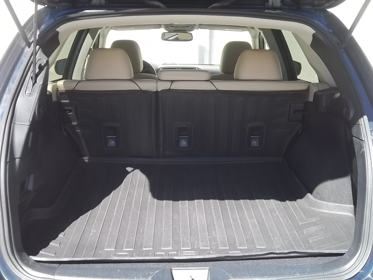 Used 2018 Subaru Outback 2.5i Limited AWD/4WD image 11