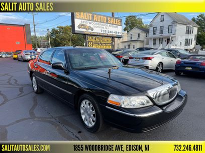 Used 2009 Lincoln Town Car Signature Limited