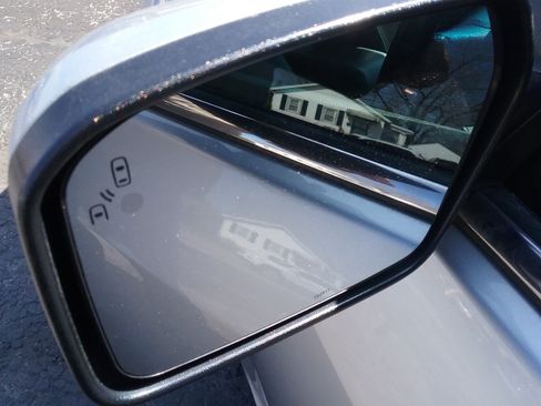 Used 2012 Ford Fusion SEL image 24