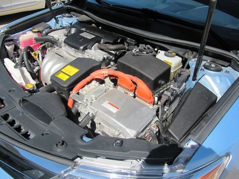 Used 2012 Toyota Camry Hybrid FWD image 22