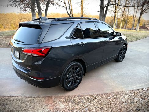 Used 2022 Chevrolet Equinox RS image 5
