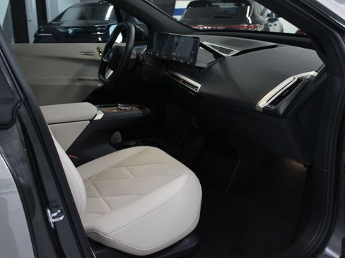 Used 2024 BMW iX M60 AWD/4WD image 43
