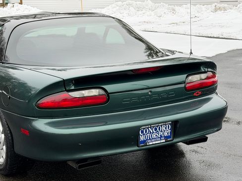 Used 1994 Chevrolet Camaro Z28 image 7