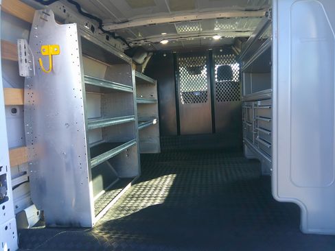 Used 2024 Ford Transit 250 XL image 13