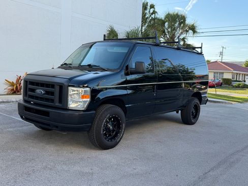 Used 2009 Ford E-150 and Econoline 150 UNAVAIL RWD image 1