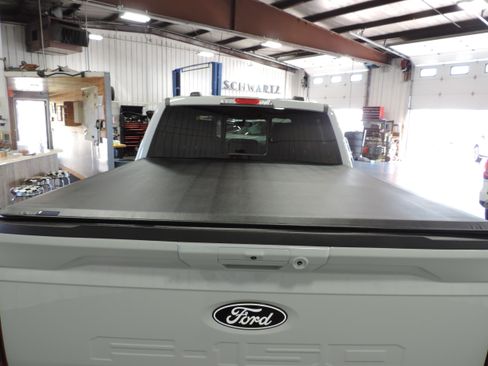 Used 2024 Ford F150 XLT AWD/4WD image 23