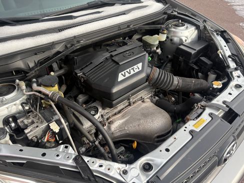 Used 2005 Toyota RAV4 image 18