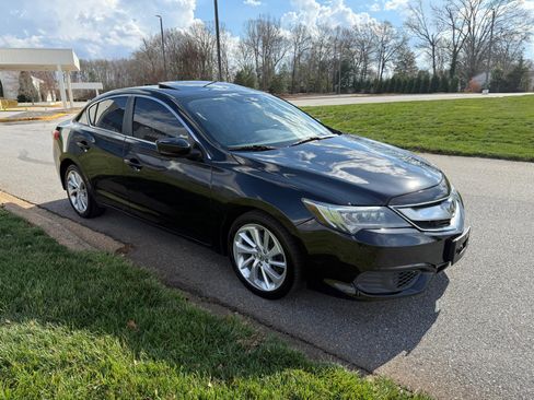 Used 2016 Acura ILX image 3