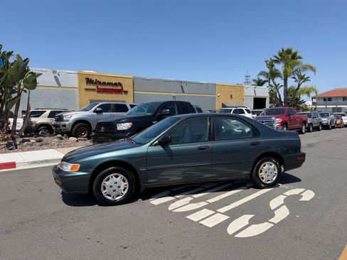 Used 1996 Honda Accord DX image 14