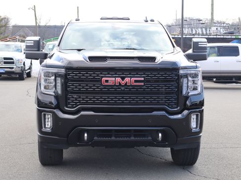 Used 2020 GMC Sierra 2500 Denali image 2
