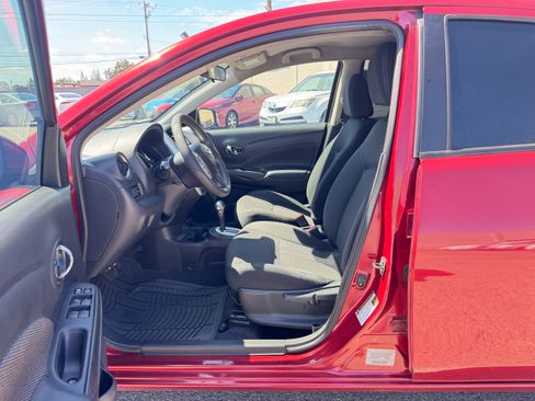 Used 2018 Nissan Versa SV FWD image 15