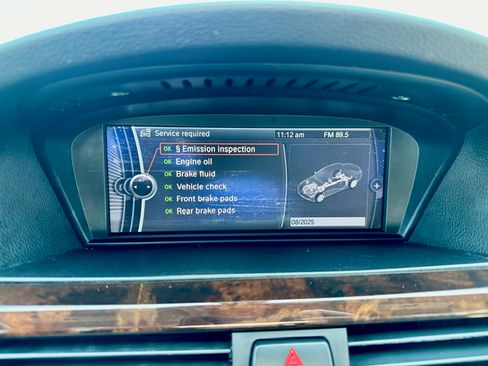 Used 2011 BMW 328i xDrive image 17