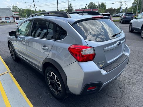 Used 2015 Subaru XV Crosstrek 2.0i Limited AWD/4WD image 4