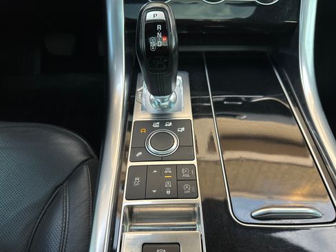 Used 2016 Land Rover Range Rover Sport HSE image 22