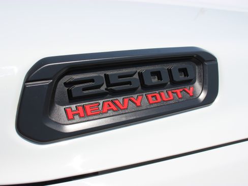 Used 2024 RAM 2500 4x4 Crew Cab Tradesman image 12