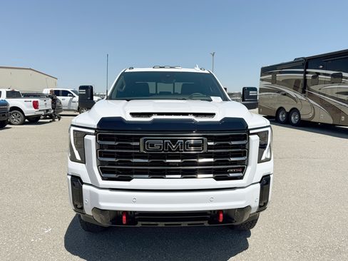 Used 2026 GMC Sierra 3500 4x4 Crew Cab AT4 image 2