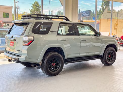 Used 2021 Toyota 4Runner 4WD TRD Pro image 4