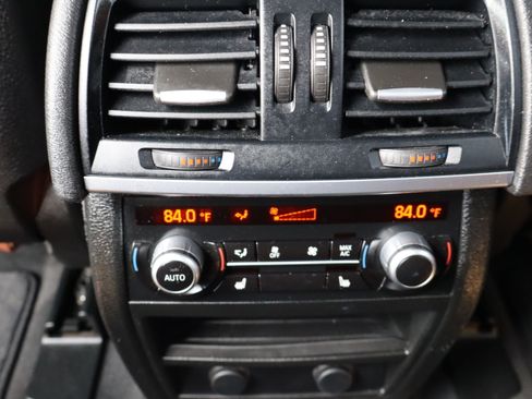 Used 2017 BMW X5 xDrive35d image 17