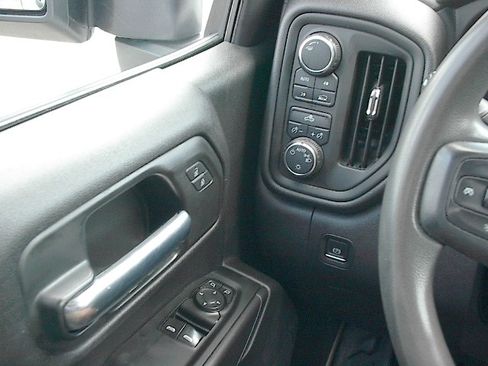 Used 2024 Chevrolet Silverado 1500 W/T AWD/4WD image 19