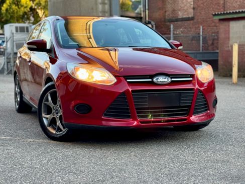 Used 2014 Ford Focus SE image 7